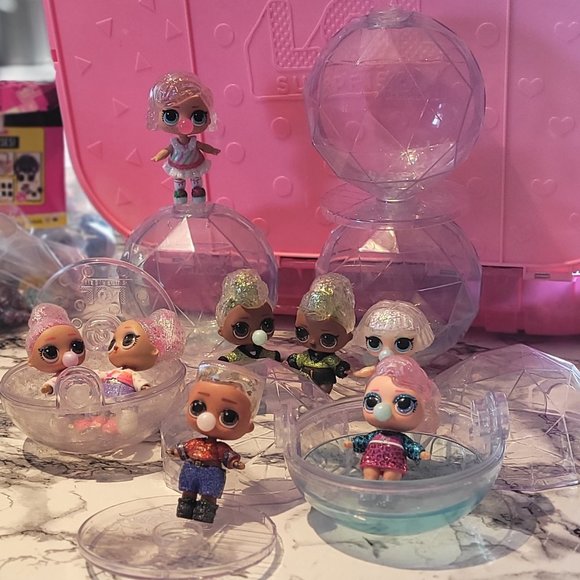 8 Glitter Globe LOL Set & Pet Bonus! - Picture 10 of 16